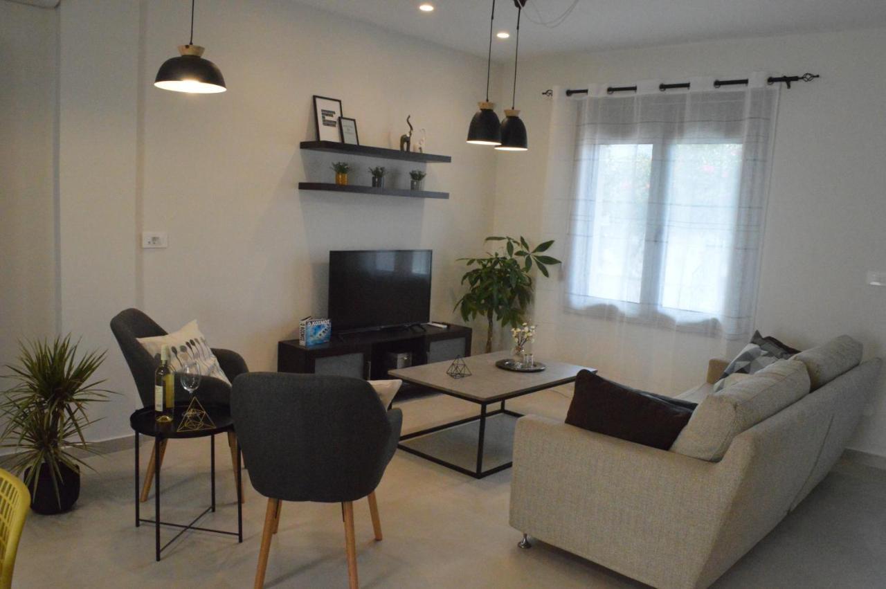 Leonidas House Apartament